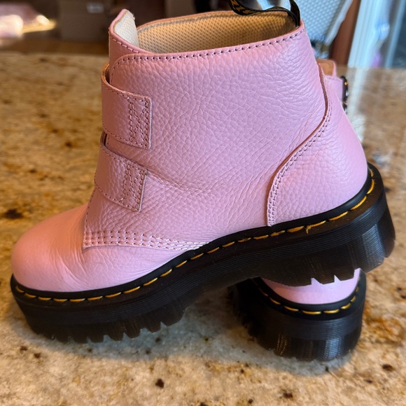 Devon heart pink Dr Martens - Picture 3 of 9